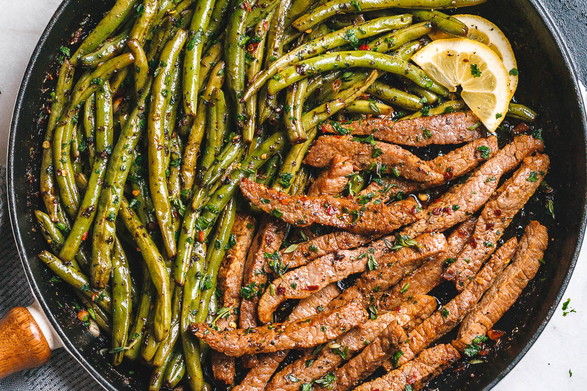 Garlic Butter Steak Bites with Green Beans